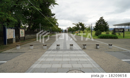 石畳の道 18209658