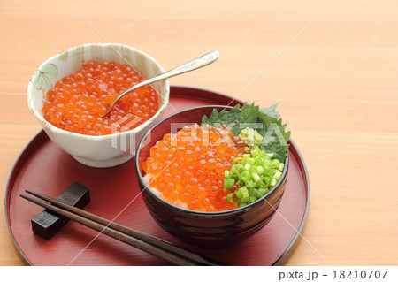 いくら丼 18210707