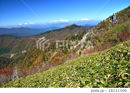 剣山より北方望む (徳島県) 剣山より北方望む (徳島県) 18211506