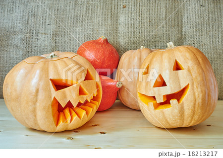 Halloween red and orange pumpkins 18213217