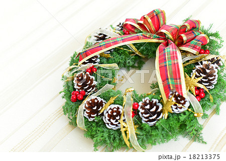 クリスマスリース 18213375