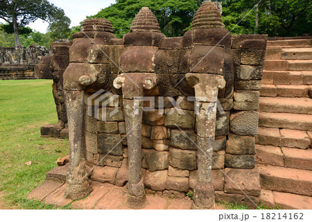 カンボジア　シェムリアップ　像のテラス 18214162