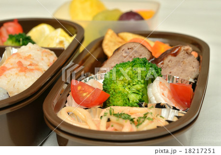 美味しいお弁当 18217251
