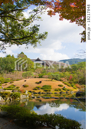 奈良依水園の風景 18217848
