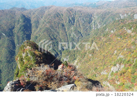 大台ケ原の大蛇嵓 18220324