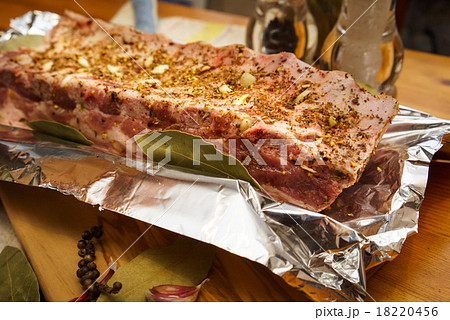 Fresh pork ribs 18220456