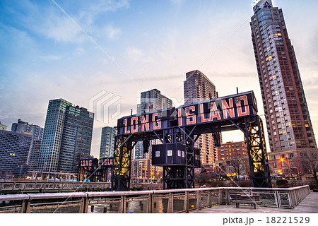 Long Island, New York City. USA. 18221529