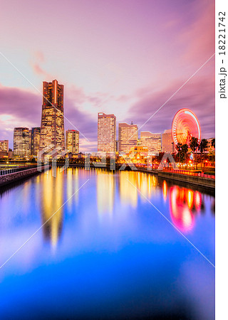 Yokohama, Japan Yokohama, Japan 18221742