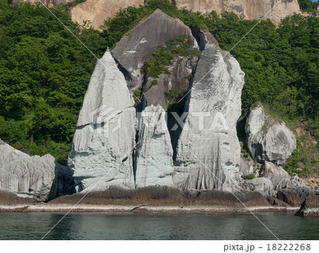 仏ヶ浦　海側から見た一ツ仏 18222268