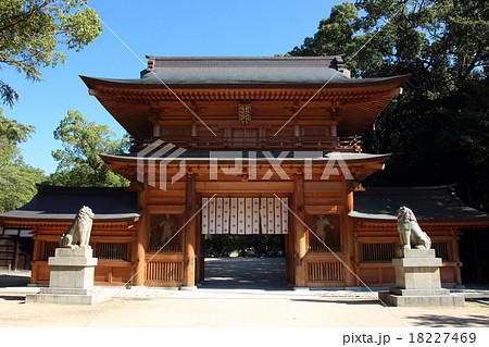 大山祇神社：総門（愛媛県今治市大三島町） 18227469
