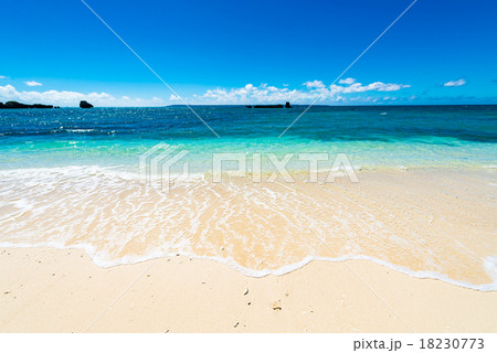 沖縄、海、ビーチ、風景 18230773
