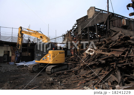 鋳物工場の解体 鋳物工場の解体 18241229