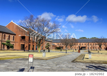姫路市立美術館 18242002