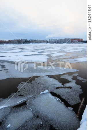 Thin ice at lake Thin ice at lake 18244344