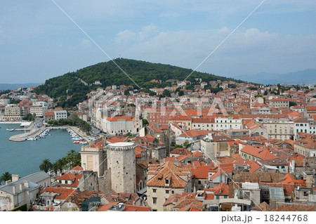 ディオクレティアヌス宮殿跡の鐘楼からの眺望 ディオクレティアヌス宮殿跡の鐘楼からの眺望 18244768