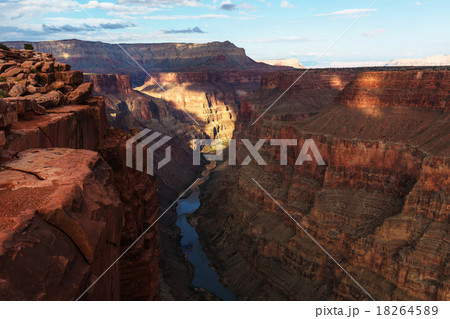 Grand canyon 18264589