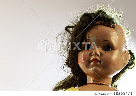 head of beatiful scary doll like from horror movie head of beatiful scary doll like from horror movie 18265471