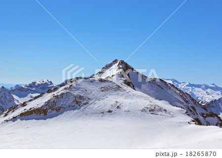 Mountains ski resort - Innsbruck Austria 18265870