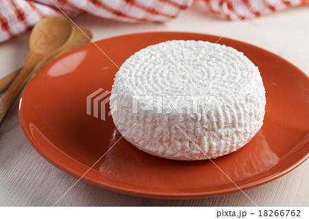 Cottage cheese 18266762