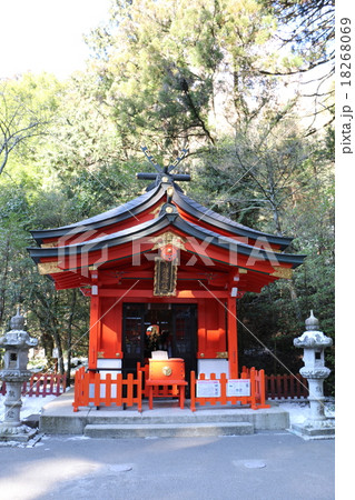 箱根　九頭龍神社新宮 18268069