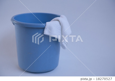 雑巾とバケツ 18270527