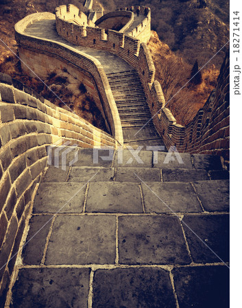 Great Wall China Meandrs Across Rough Terrain Concept Great Wall China Meandrs Across Rough Terrain Concept 18271414