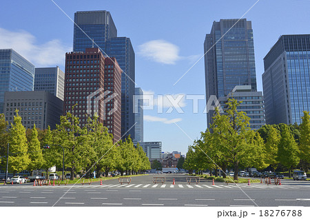 皇居和田倉門より東京駅 18276788