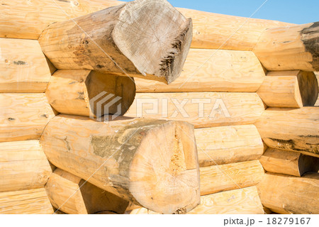 Construction of the handcrafted scribe fit house Construction of the handcrafted scribe fit house 18279167