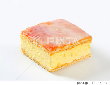 Custard (Vanilla) Slice 18283925