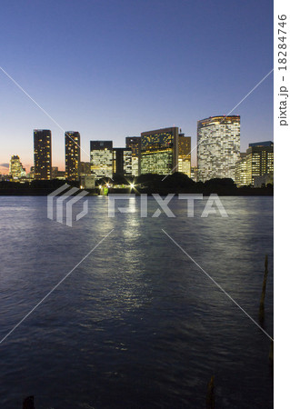 東京ベイエリアの夜景 18284746