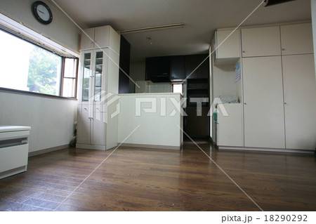 リフォーム前の住宅 18290292