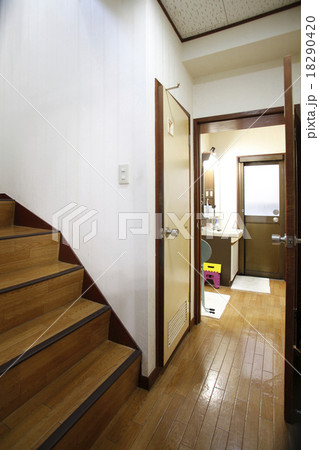 リフォーム前の住宅 18290420