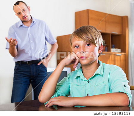 Father and teenage son argue Father and teenage son argue 18293113
