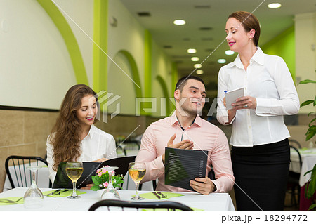 Young couple at restaurant 18294772