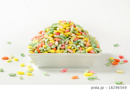 Sweet puffed rice 18296569