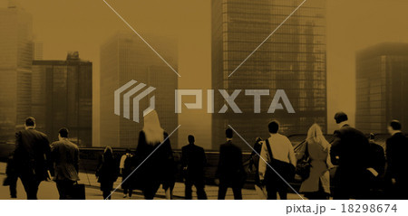 Commuter Business People Cityscape Corporate Travel Concept 18298674