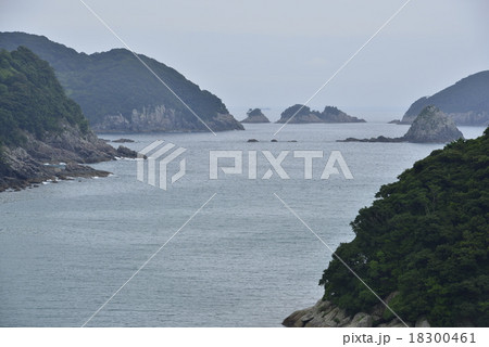 入り江の霞む島々/長崎県 新上五島町 入り江の霞む島々/長崎県 新上五島町 18300461