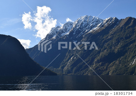 ミルフォードサウンド ミルフォードサウンド 18301734
