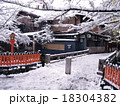 雪の巽橋 18304382