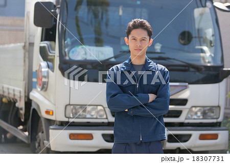 an affectionate father 18307731