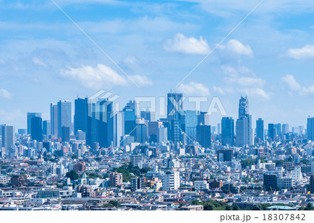 東京・ビジネス街 18307842