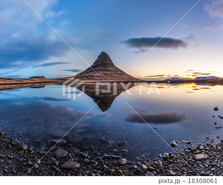 Mt. Kirkjufell and reflection in sunrise, Iceland 18308061
