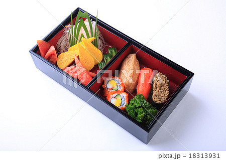 Sushi Set in wooden Bento isolated on white Sushi Set in wooden Bento isolated on white 18313931