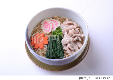 Buta ramen, Japanese Raman with pork isolated Buta ramen, Japanese Raman with pork isolated 18313932