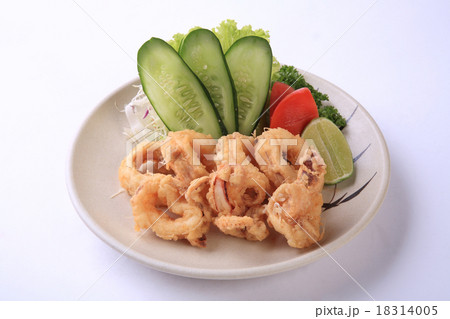 Ika Ring, deep fried sliced squid in japanese dish Ika Ring, deep fried sliced squid in japanese dish 18314005