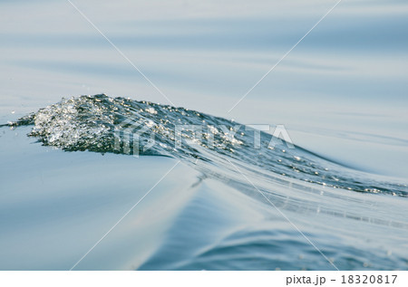Shimmering Seawater Background 18320817