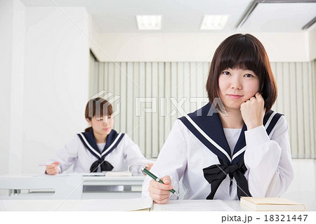 女子学生イメージ 女子学生イメージ 18321447