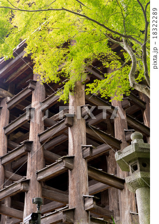 清水寺本堂舞台の柱の写真素材 [18322289] - PIXTA