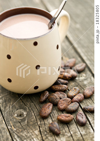 cocoa drink and cocoa beans cocoa drink and cocoa beans 18325805