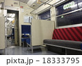 電車の車内1 18333795